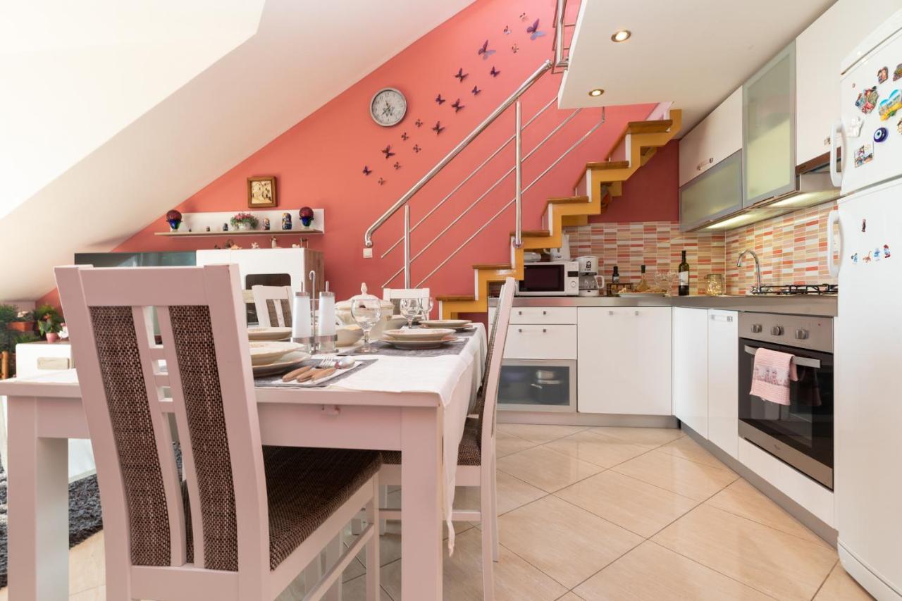 Apartman Monika Omiš Exteriér fotografie